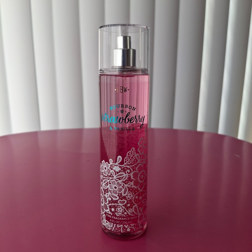 Bath & Body Works BOURBON STRAWBERRY & VANILLA Fragrance Mist 8 oz Retired